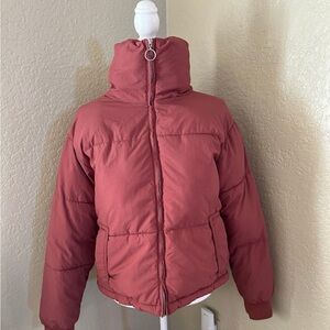 Gently Used Forever21 Cropped Puffer Jacket Size Medium